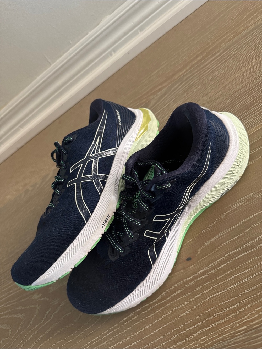 ASICS GT-2000 11 Running Shoes
